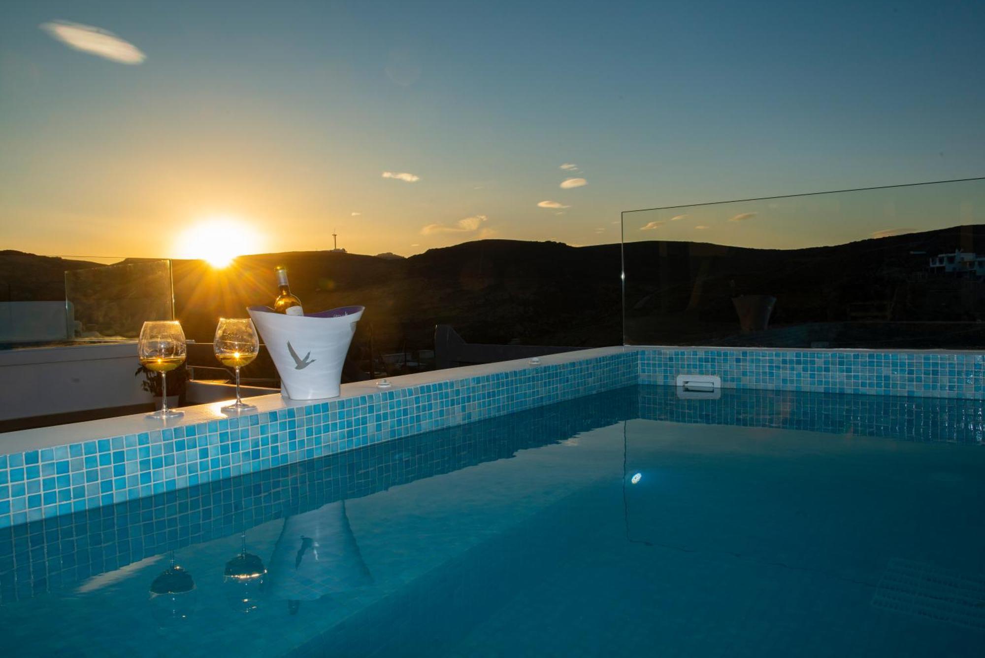 Myrsini's Luxury Merchia