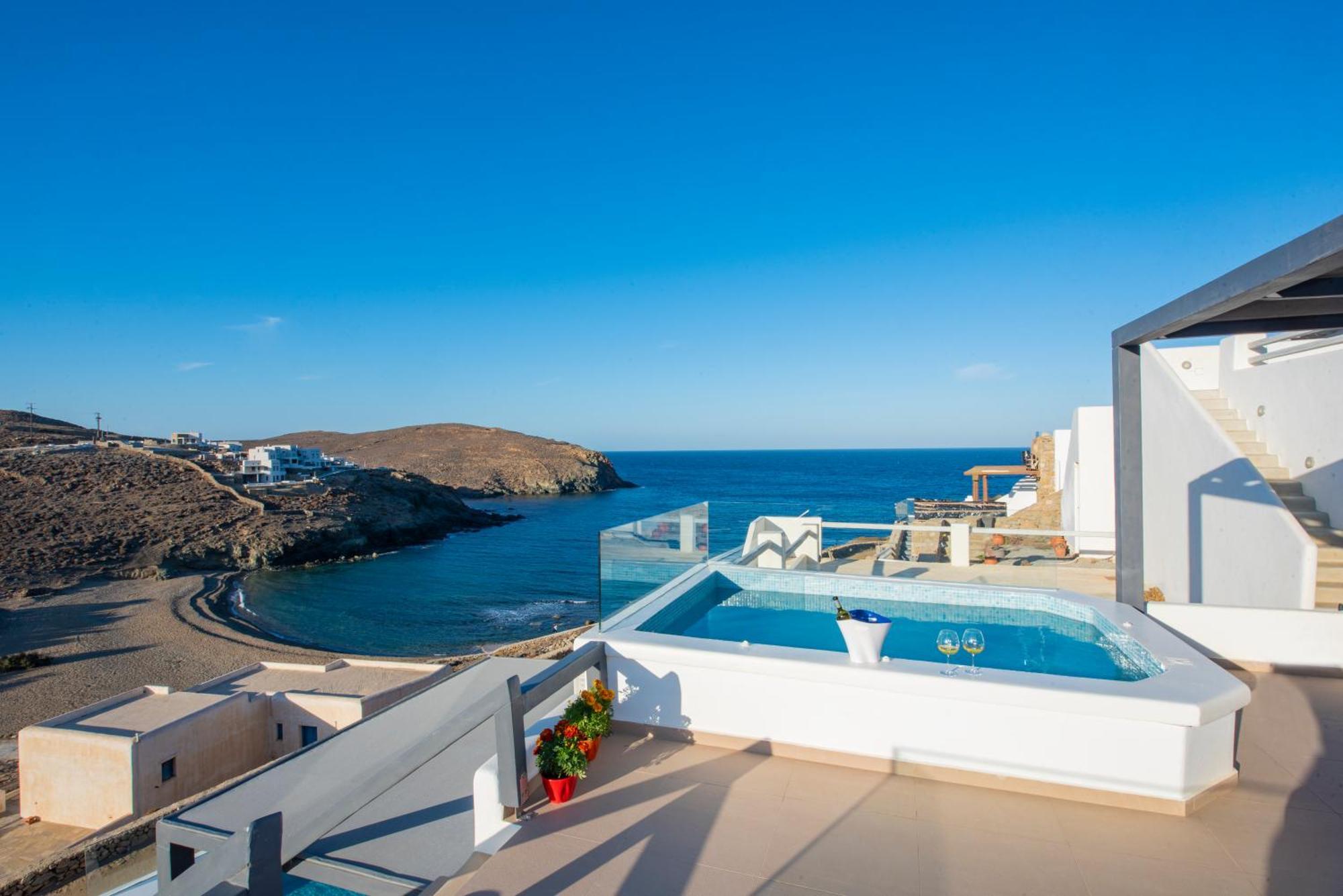 Myrsini's Luxury Merchia Holiday home *